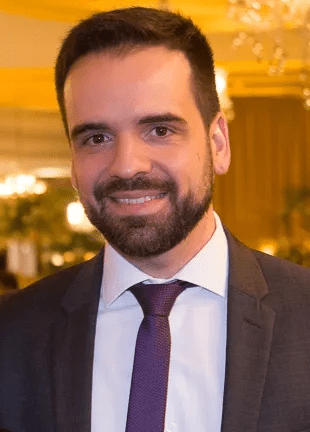 Professor Rafael Kriek, responsável por Direito Administrativo no CEI Intensivo DPERJ 2026