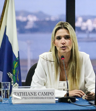 Professor Tathiane Campos, responsável por Direito do Consumidor, Direito Empresarial no CEI Intensivo DPERJ 2026